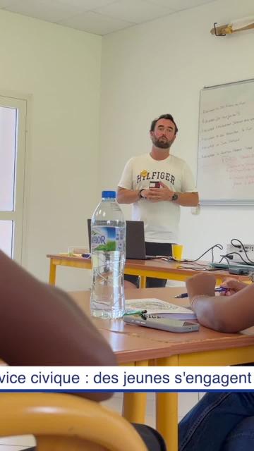 Service civique : des jeunes s'engagent à accompagner les aînés