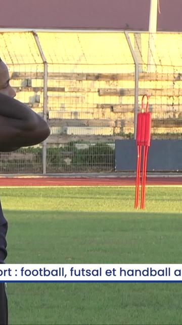Sport : footbal, futsal et handball au programme