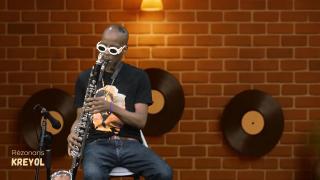 Rézonans Kréyol avec JOWEE OMICIL